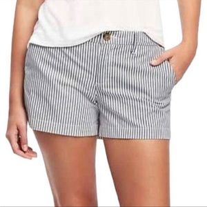 NWT Old Navy Railroad Stripe 3.5” Length Short Shorts. Size 6